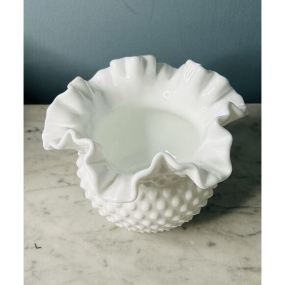 Vintage Fenton 6” Tall White Milk Glass Ruffled Edge Hobnail Bouquet Vase Bowl - Picture 2 of 10